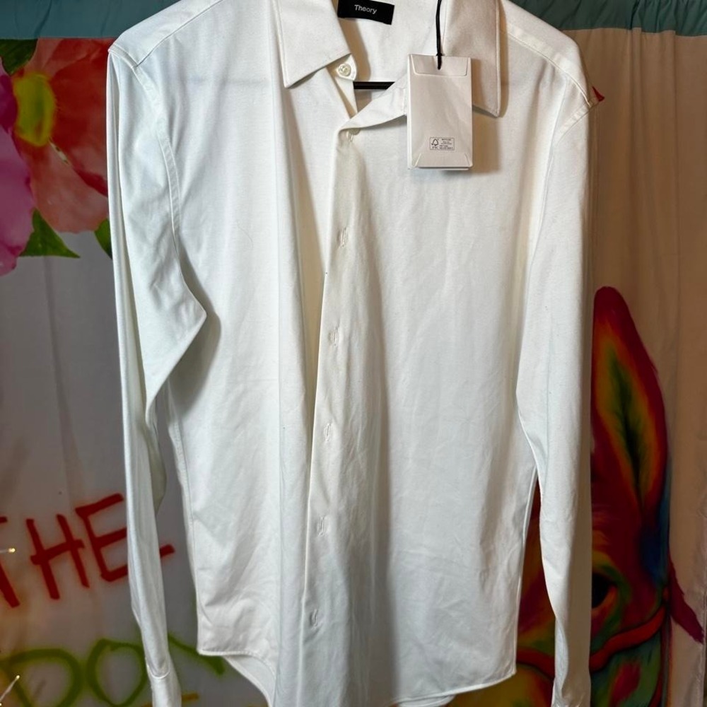 P46. Theory white long sleeve button up shirt
